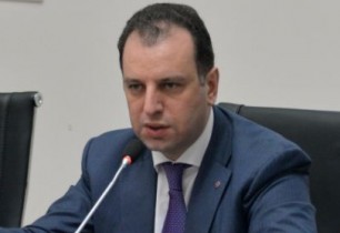 Vigen Sargsyan, Chief of Staff, Office of the President of Armenia, commented on the Pan-Armenian Declaration at a meeting with reporters on Friday. - f54cb99be2b65f_54cb99be2b699.thumb