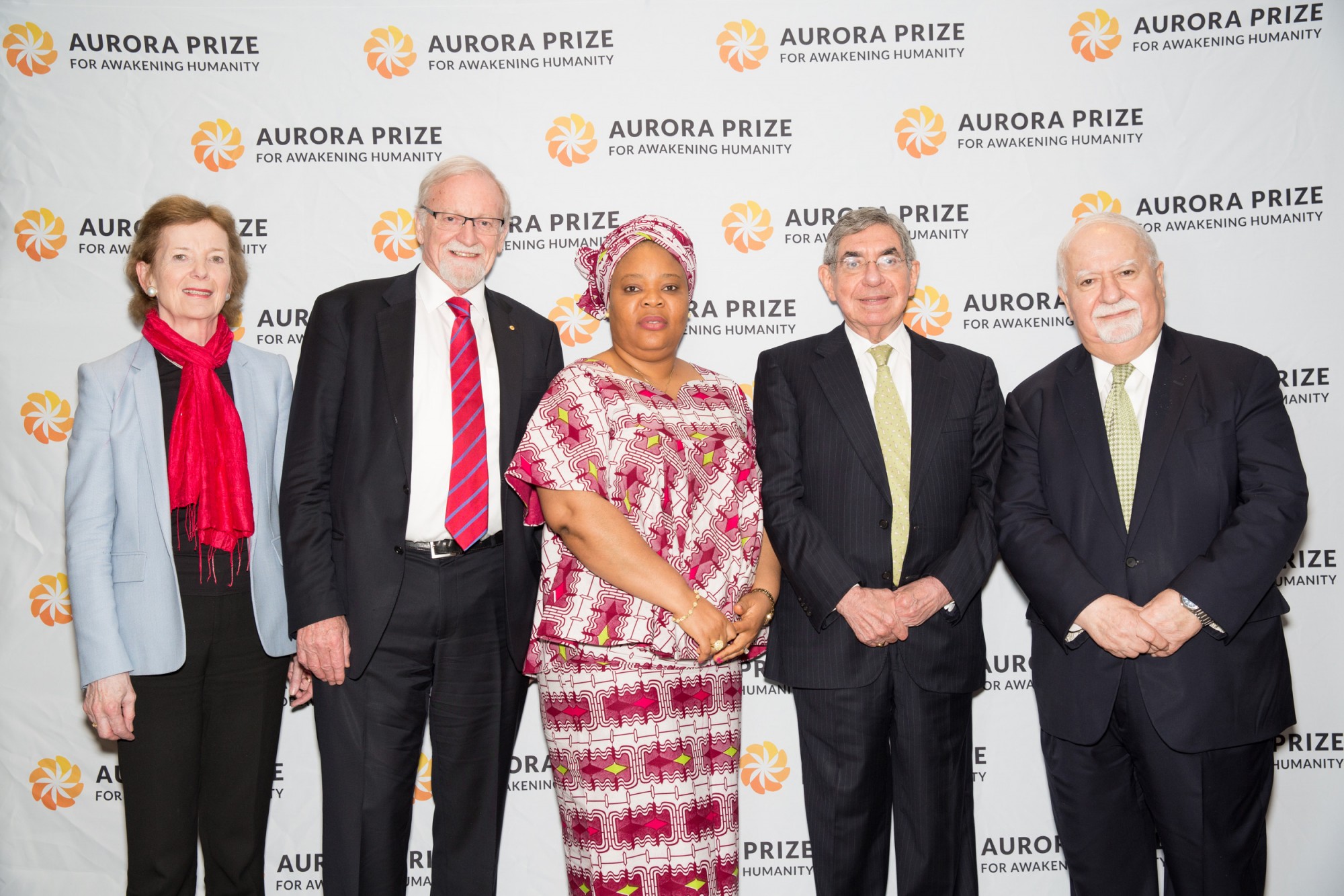 O    Aurora Prize for Awakening Humanity