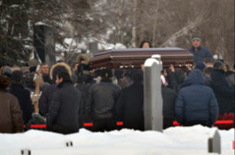 Похороны япончика фото открытого гроба